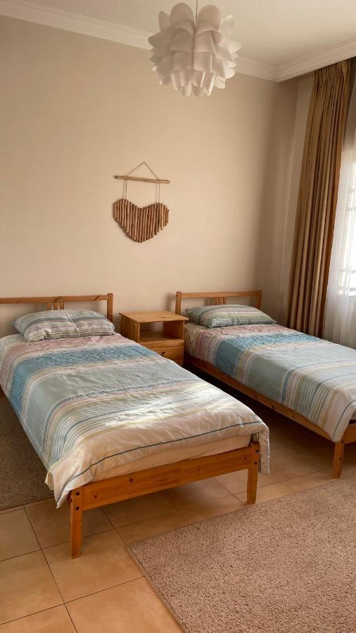 Abdoun Apartment Амман Екстер'єр фото